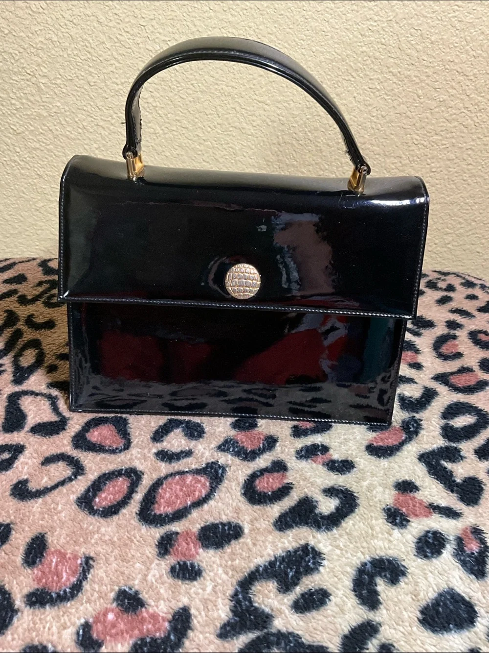 Vintage Bienen-Davis Black Patent Leather Top Handle Handbag with mirror